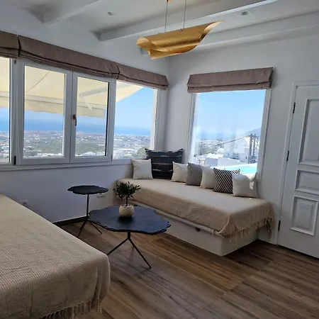 Amerisa & 3* Fira (Santorini)